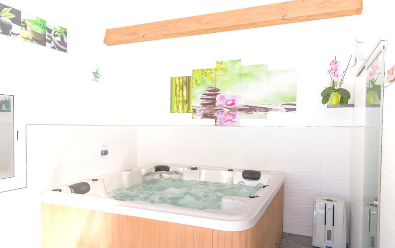 Appartement Elegant Avec Piscine Privee A Plan D'Aups Sainte Baume 55 M² Екстериор снимка
